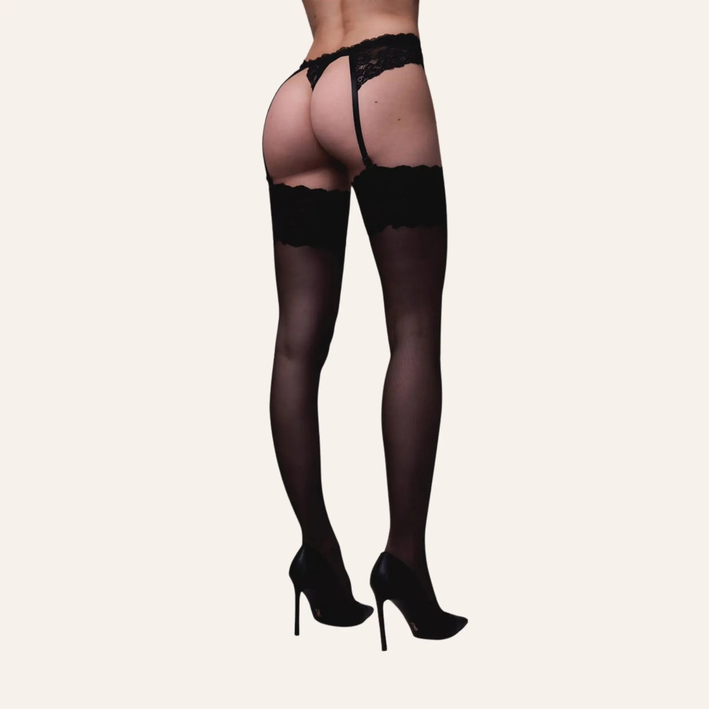 Bas lingerie Feel Me Christine 15 deniers portés silhouette élégante – Oh My God’Z