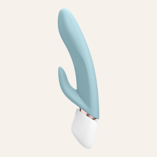 Sextoy bleu aux courbes ergonomiques du Marvelous Four de Satisfyer, disponible chez Oh My God'Z, idéal pour une stimulation haut de gamme