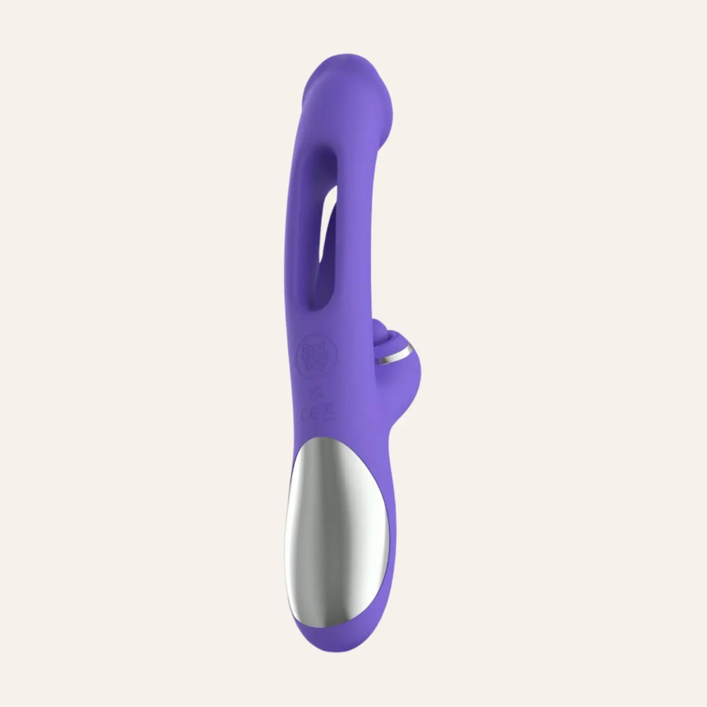 Vibromasseur Rabbit "Tess" de Good Vibes Only, avec finition en silicone hypoallergénique et détails métallisés. Disponible chez Oh My God'Z pour une stimulation intense et raffinée.