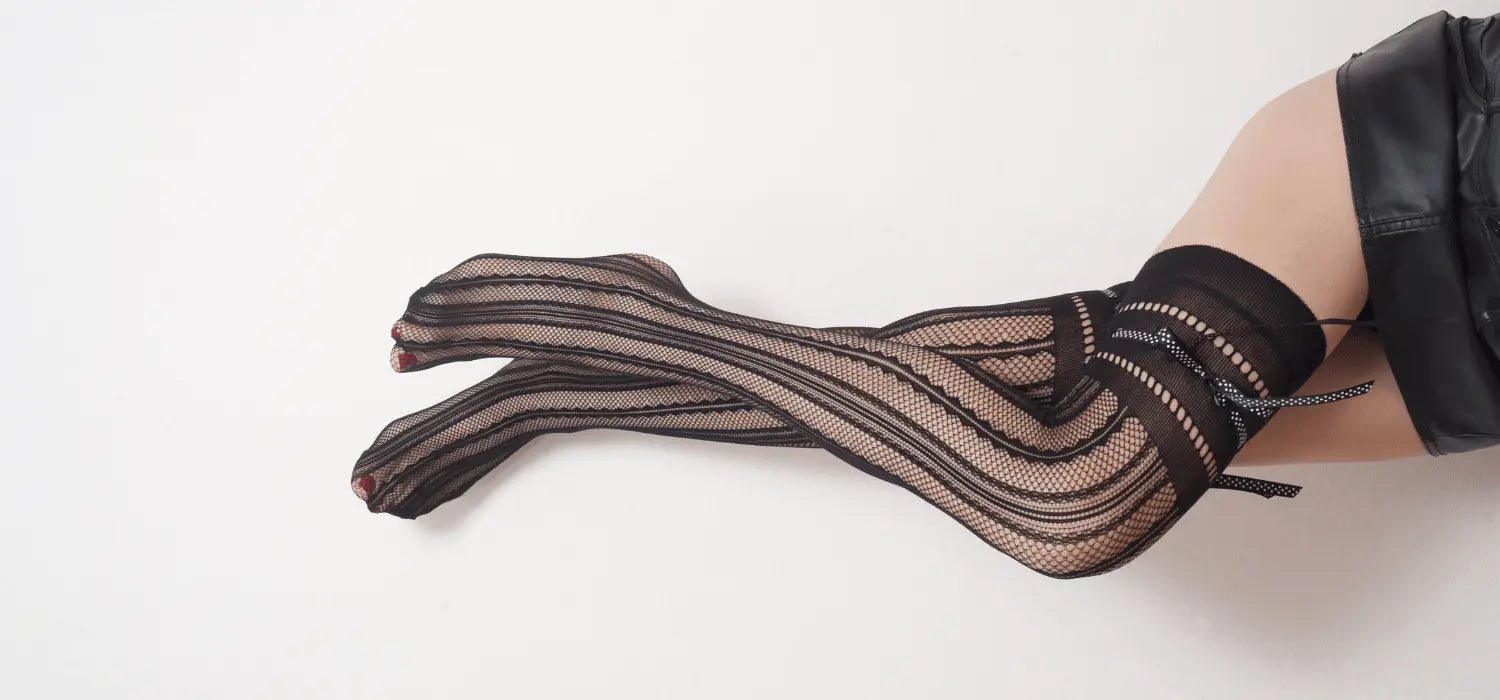 Chaussettes hautes & lingerie : l’allure sensuelle qui fait la différence Oh My God'Z