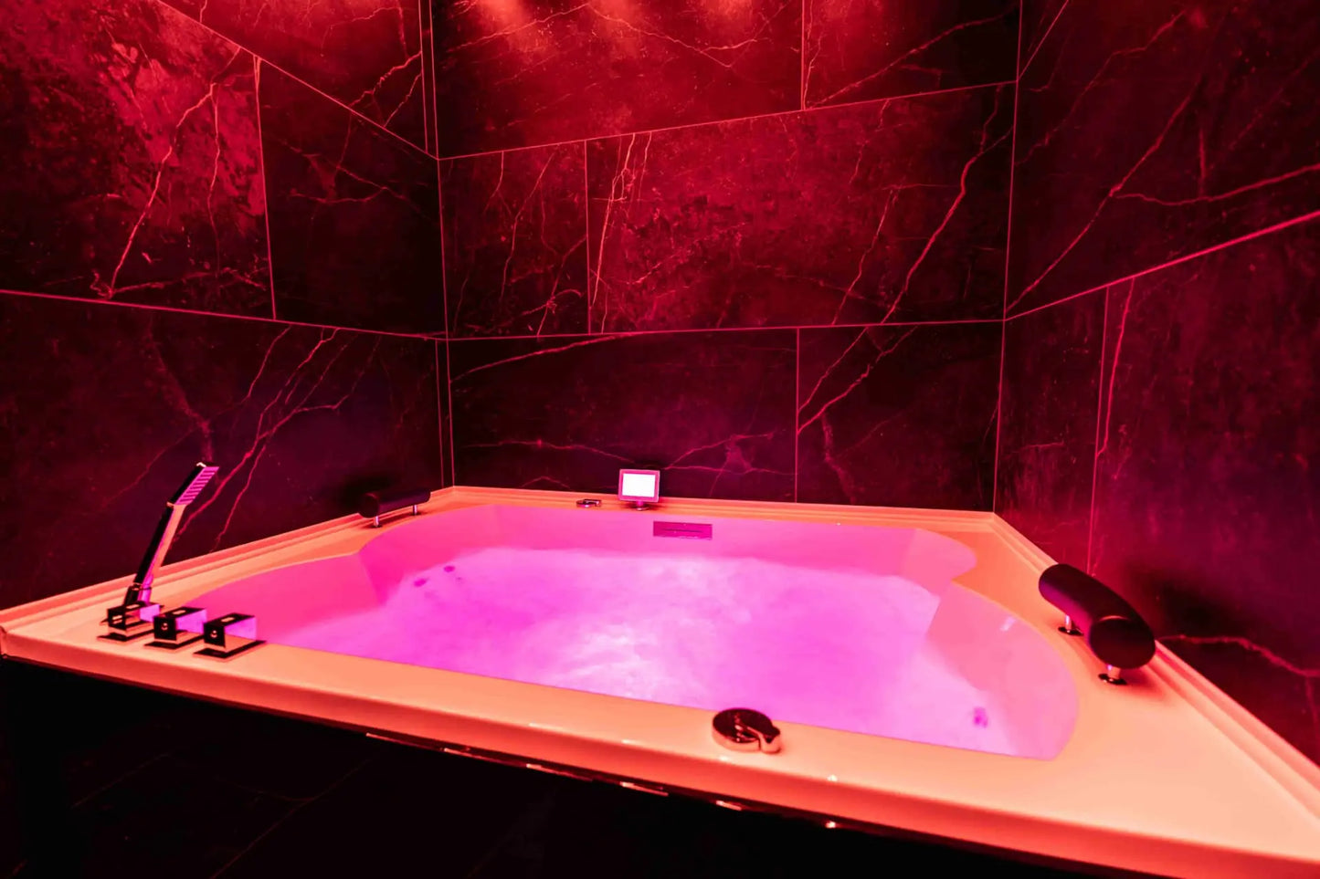 Love Room - The Dungeon - Anse (69480)