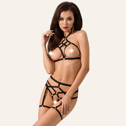 Harnais complet Morgan noir par Oh My God'Z. Lingerie sexy avec lanières audacieuses pour une allure chic et provocante, idéale pour les soirées intimes.