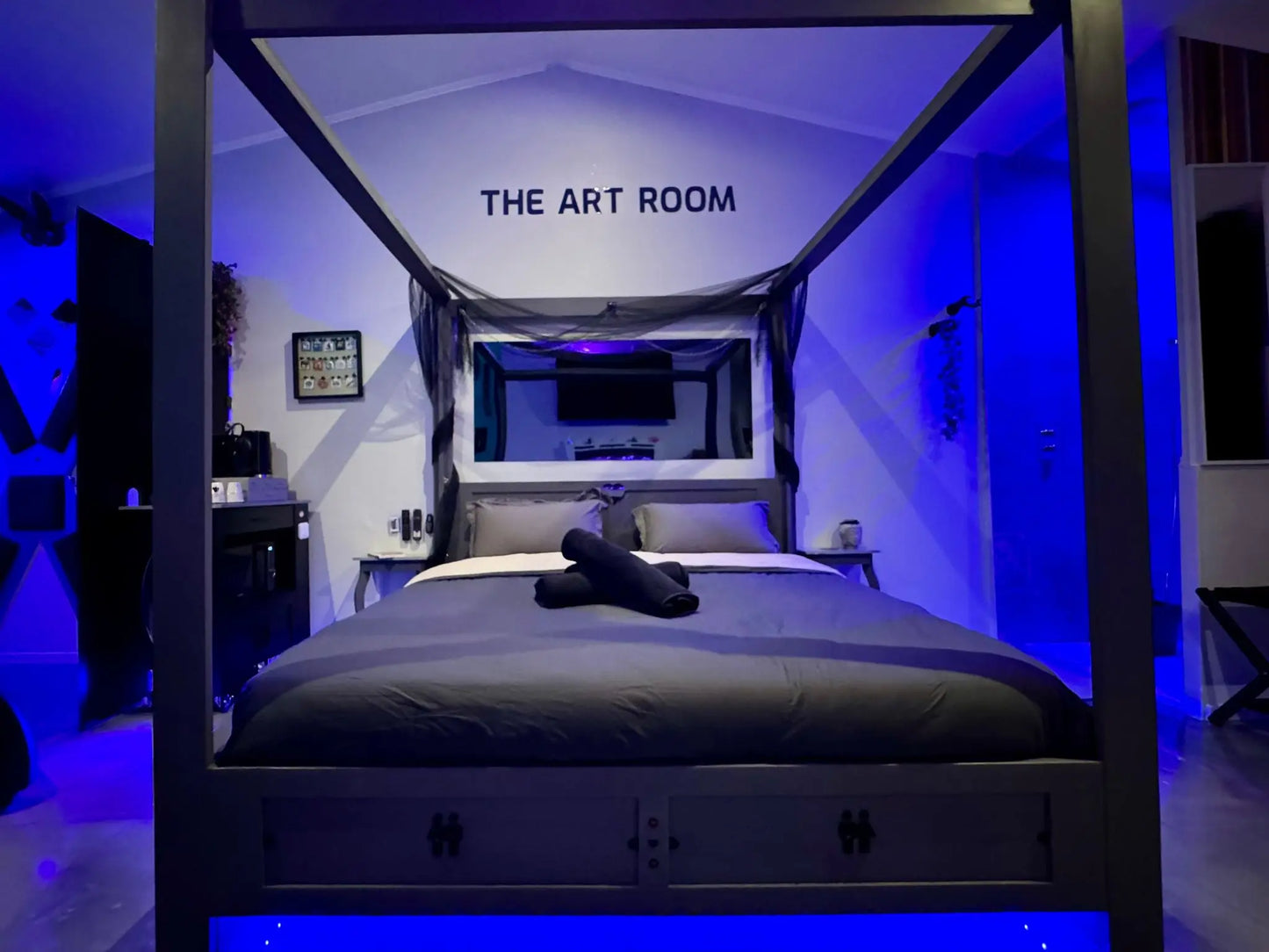 Love Room - The Art Room (The 1timist) - La Rochelle (17000)