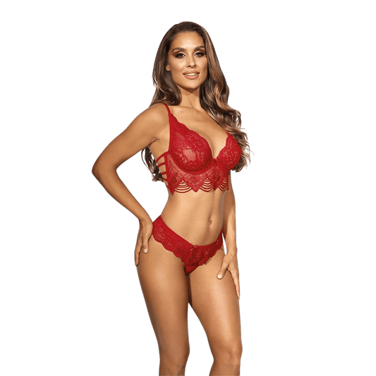 Mannequin portant le soutien-gorge en dentelle rouge V-9691 d'Axami, disponible chez Oh My God'Z. Ce modèle met en valeur la silhouette avec ses détails sophistiqués et ses motifs en dentelle délicate. Idéal pour compléter une collection de lingerie haut de gamme avec style et sensualité.