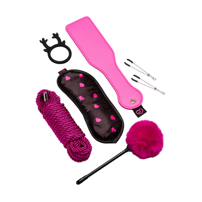 Accessoires bondage du calendrier : corde rose, masque satin a coeurs, tapette, plumeau et pinces a seins - Oh My God'Z
