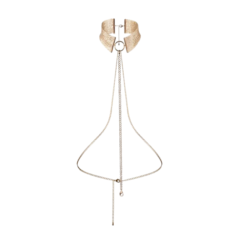 Collier harnais Desir Metallique or en maille metallique avec chaines fines et mousquetons, sur fond blanc - Oh My God'Z
