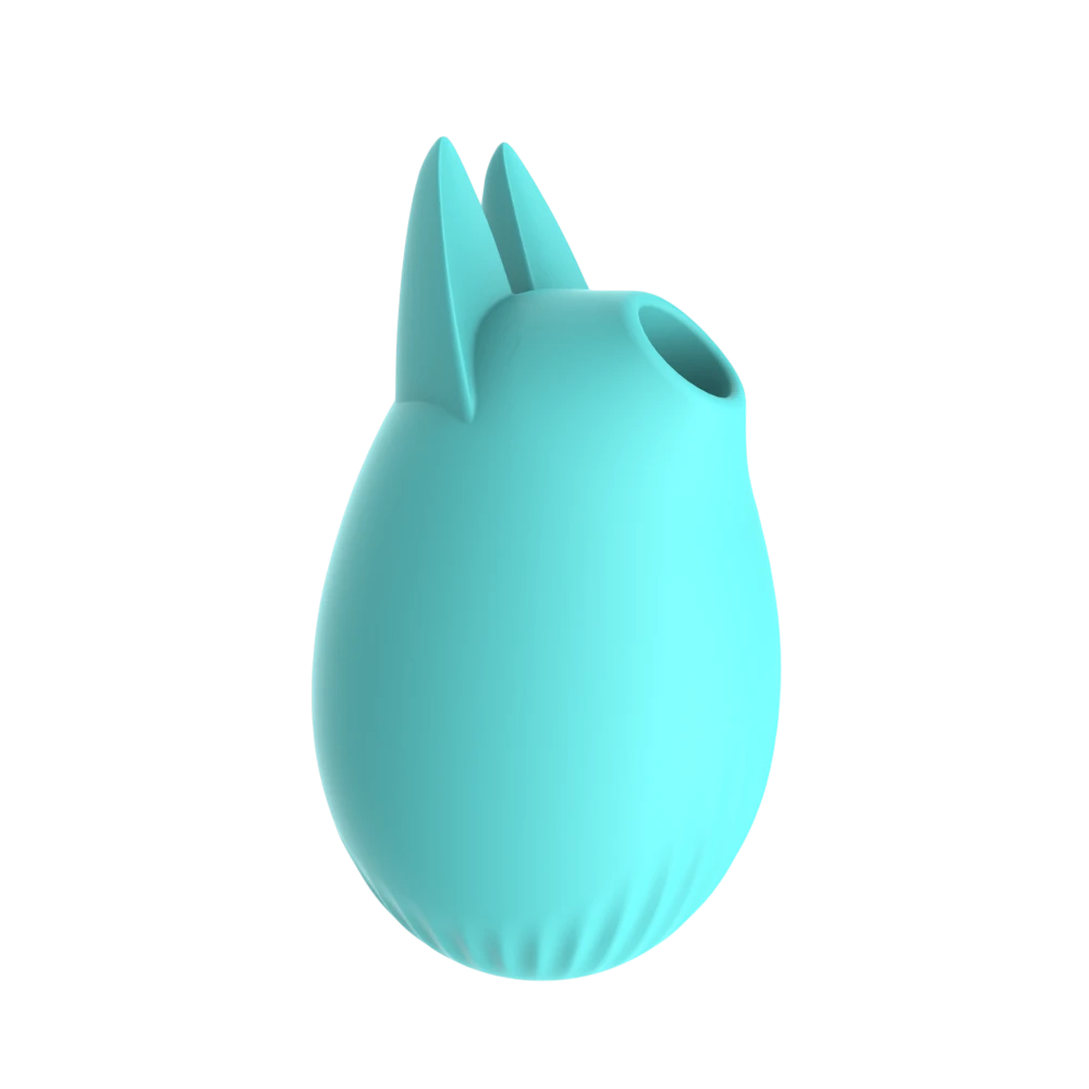 Stimulateur clitoridien Bunny bleu pastel en silicone, vue de trois quarts montrant les oreilles - Oh My God'Z